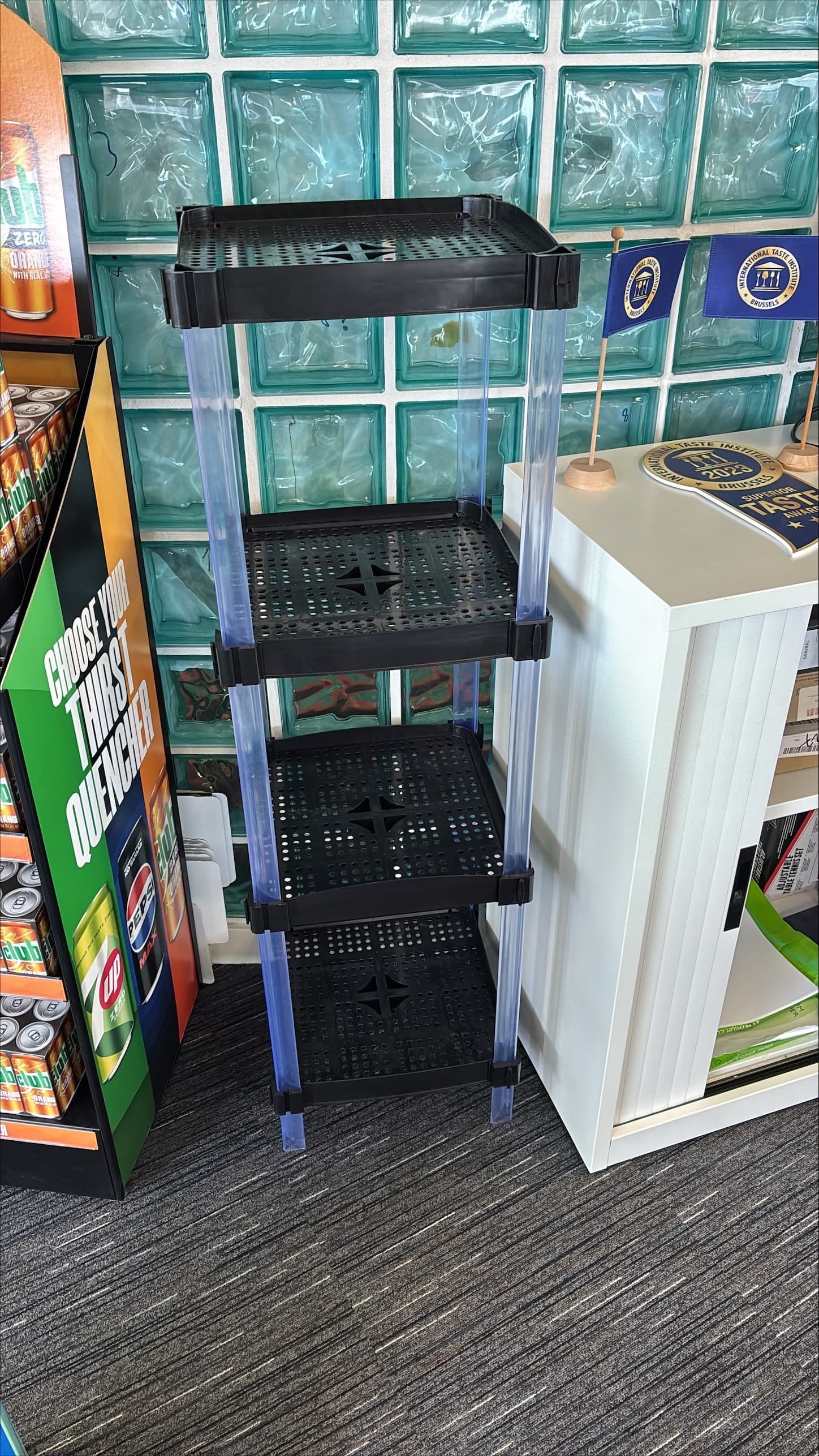 Acrylic and plastics — image 1